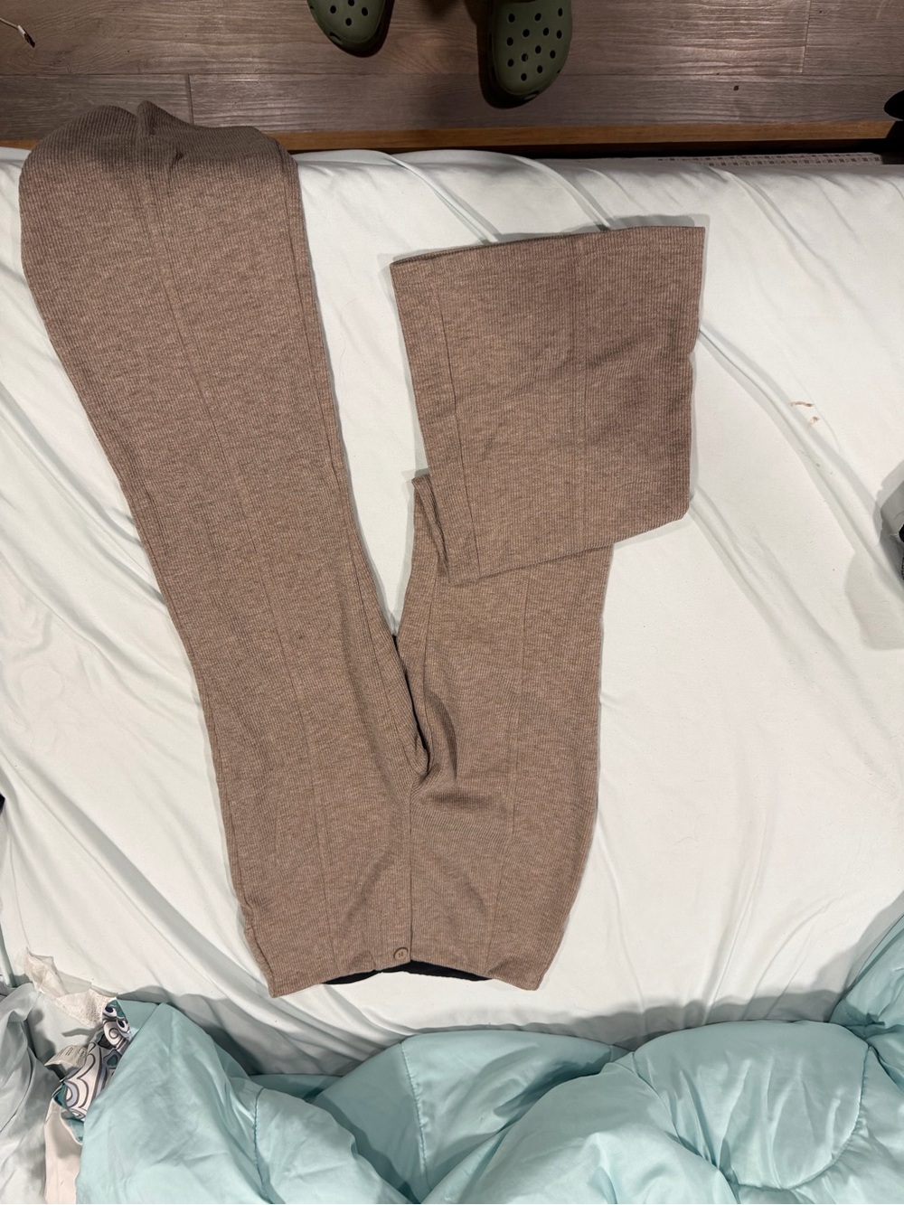 HALARA Wide Leg Knit Pants in Taupe